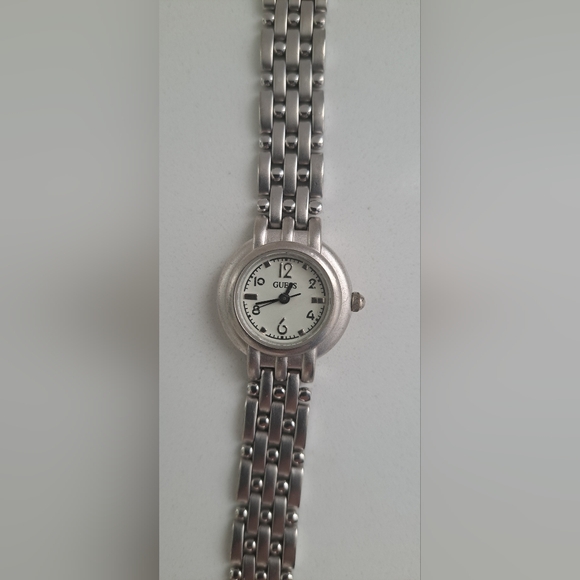 Guess Watch - Picture 1 of 6